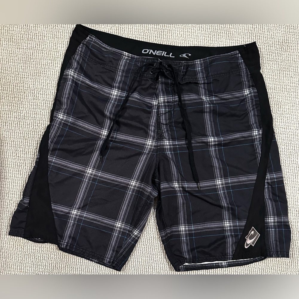 O'neill Men's Black And Gray Plaid Board Shorts Size 38